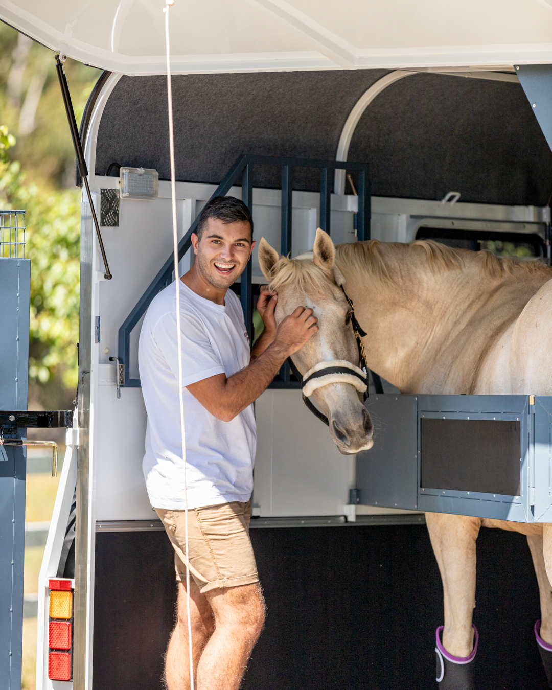 Peaceland Extended 2HAL Float + Extras Horsey People