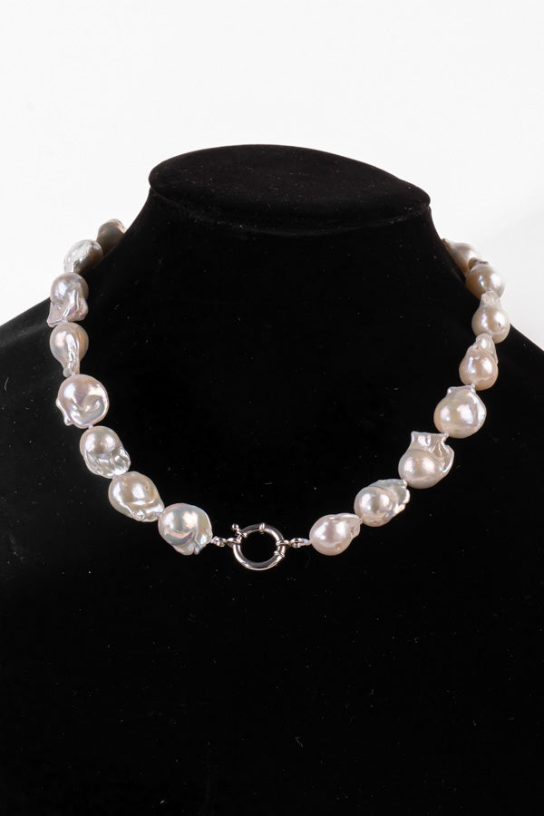 Pearl Necklace – P105 12-13mm 18.5′ White