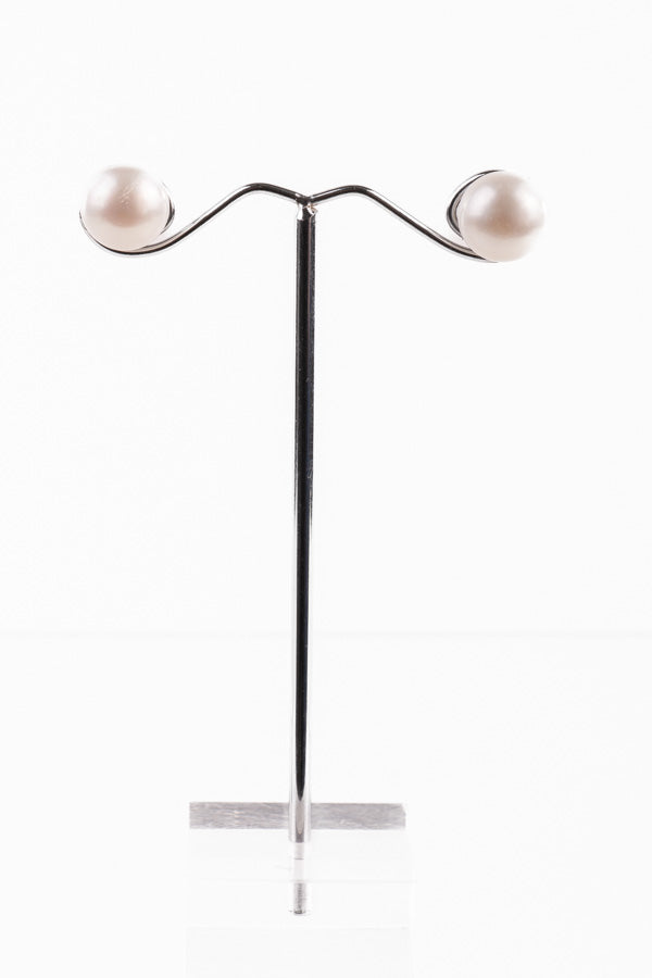 Pearl Studs – P23 12-13mm White