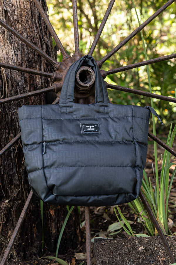 Equestrian Luggage Collection – Toiletry Tote Bag Black