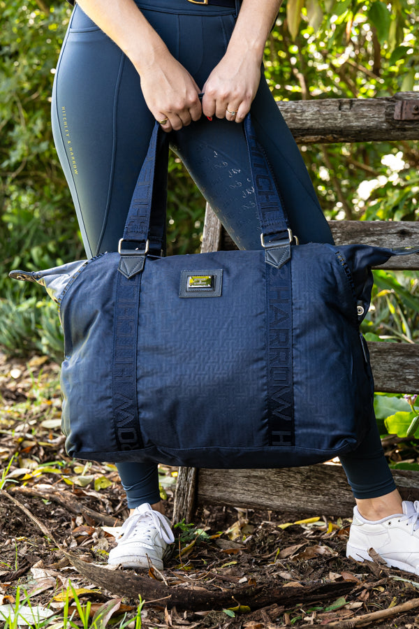Equestrian Luggage Collection – Garment Bag Navy