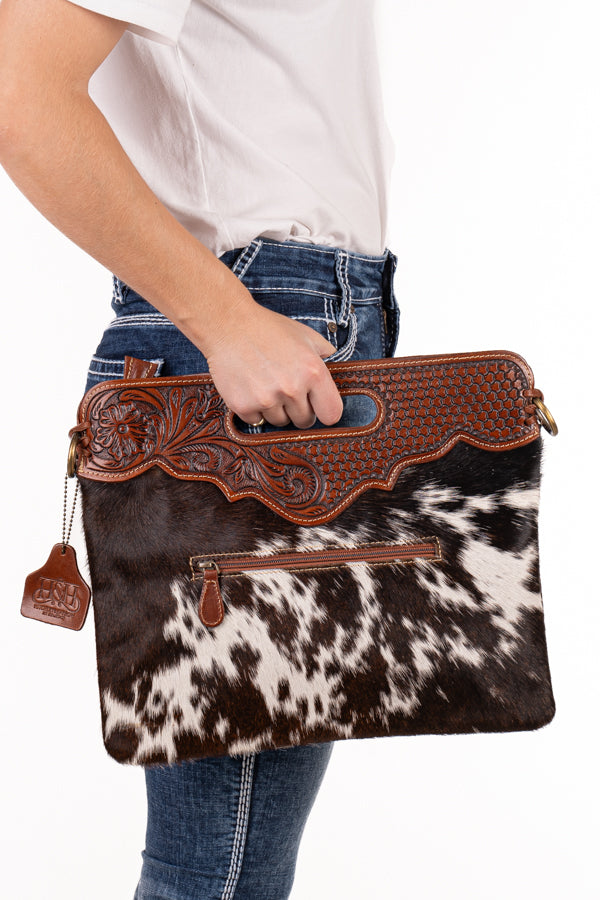 Hide and Tooled Clutch – Large #HTC08