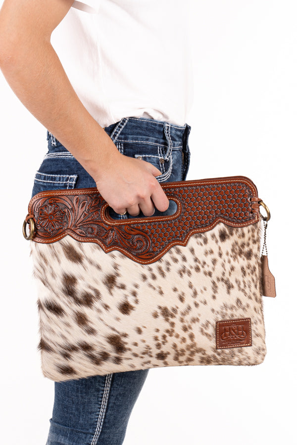 Hide and Tooled Clutch – Large #HTC09